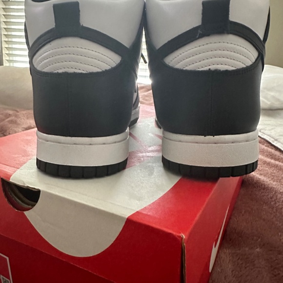 Nike Panda Dunks - High - Picture 4 of 5